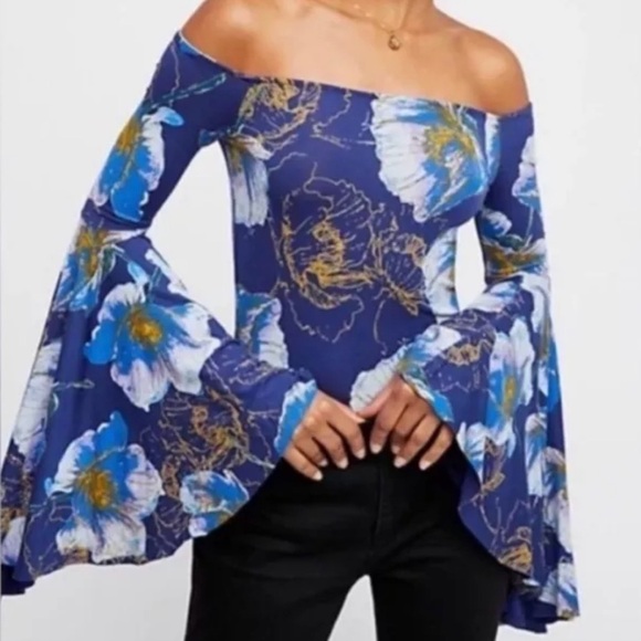 We The Free Birds Of Paradise Navy Floral Bell Sleeves Sz M - Picture 2 of 11